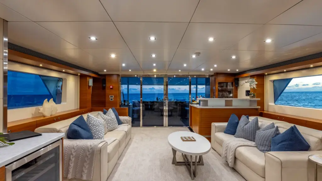 SEA AXIS - Main Salon Looking Aft
