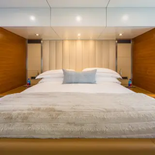 SEA AXIS - On Deck Master King Stateroom 