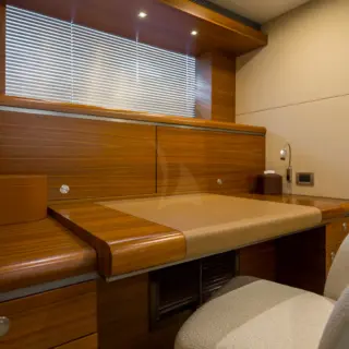 SEA AXIS - VIP Stateroom Vanity