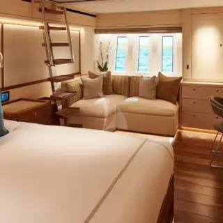 Voluminous full beam aft Master Stateroom