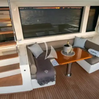 Main aft deck