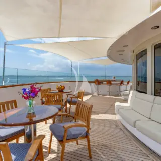 Sun Deck Forward - Al fresco lounge