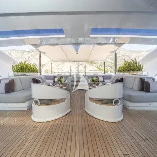 Main deck aft