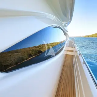 QUO VADIS I portside view