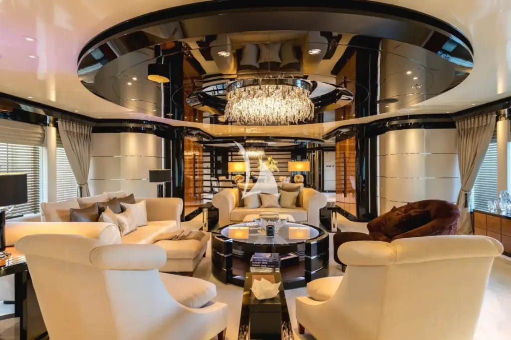 TALISMAN C - Main deck lounge