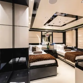 Twin cabin