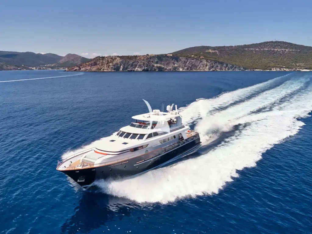 MIA ZOI - Cruising experience