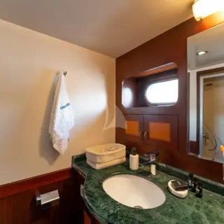 VIP Double Cabin Bathroom