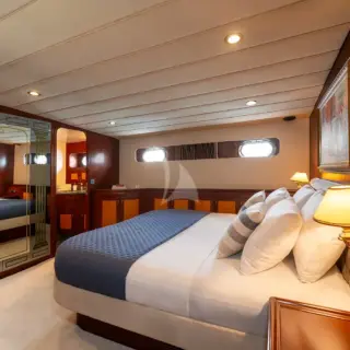 VIP Double Cabin Two