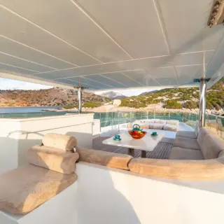 Flybridge