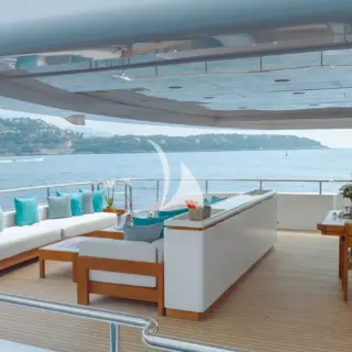 Main aft deck