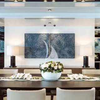 Main salon- dining