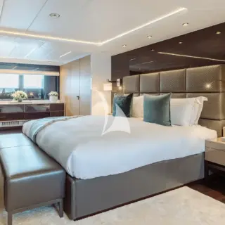 Main cabin