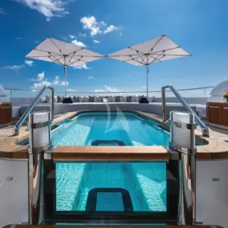 Jacuzzi on sun deck