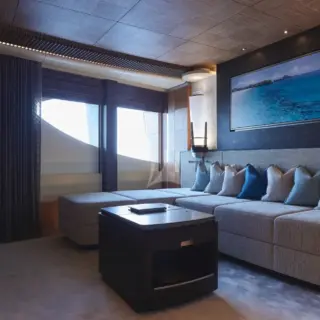 VIP cabin (convertible)