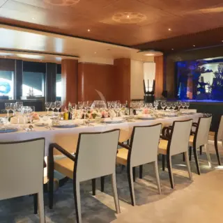 Main deck dining room & aquarium