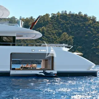 BEACH CLUB