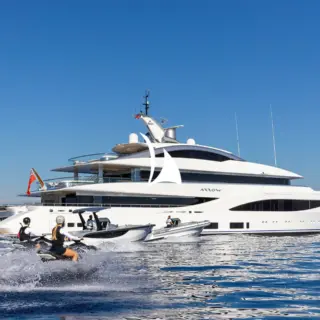 PROFILE WITH WATERSPORTS