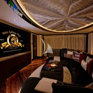 CINEMA (INSIDE)