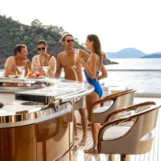 SUN DECK BAR