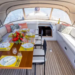 Lunch in the Guest cockpit