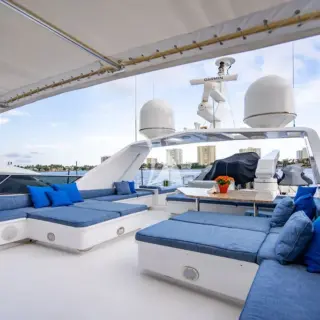 Flybridge Deck
