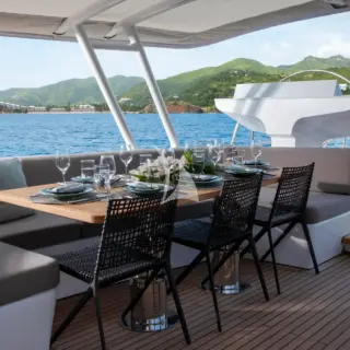 Al fresco dining