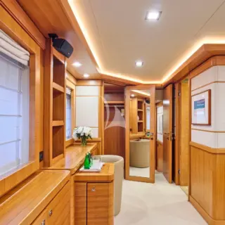 BEST OFF - Main Deck Master Cabin