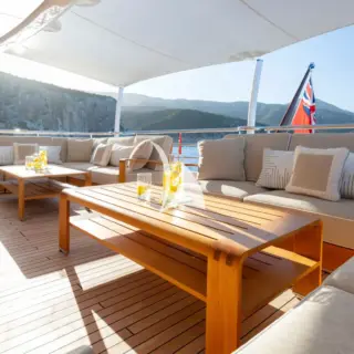 Bridge Deck aft