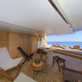 Beach Club with swimming platform (5 x 4.4m), sauna, shower & a wide range of gym equipment (36 sq.meters total)