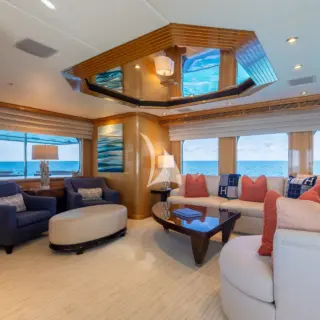 SeaQuest - Main Salon