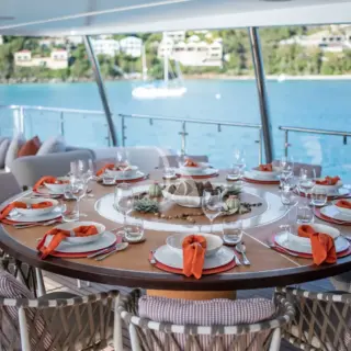 Bridge Deck Dining