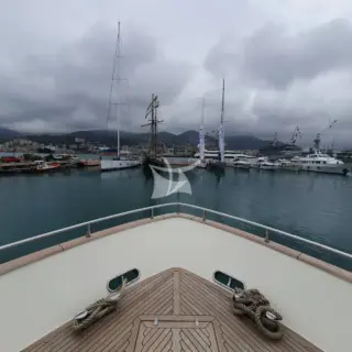 Bow view