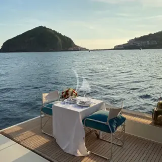 ANYTHING GOES IV - Enjoy the moment