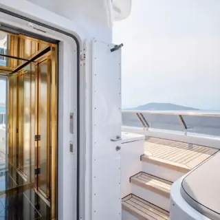 Sun Deck Lift