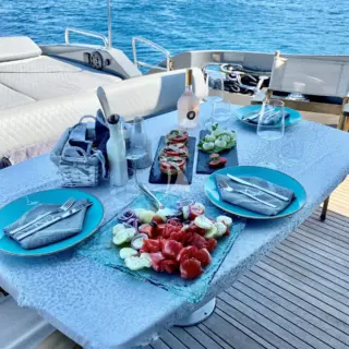 Dining details