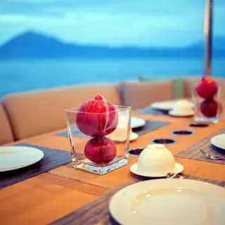 Aft Dining detail