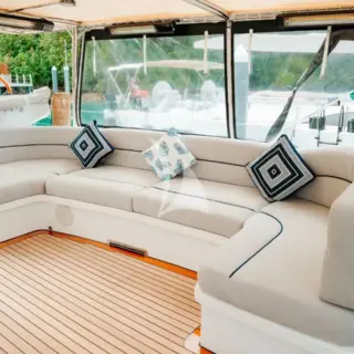 THANDEKA - Cockpit Seating