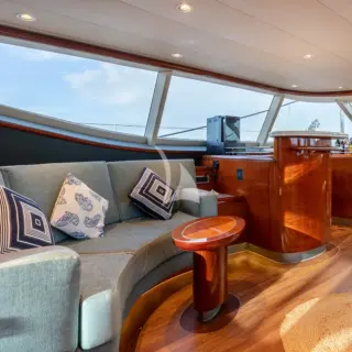 THANDEKA - Upper Saloon