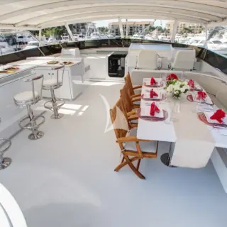 Flybridge Deck