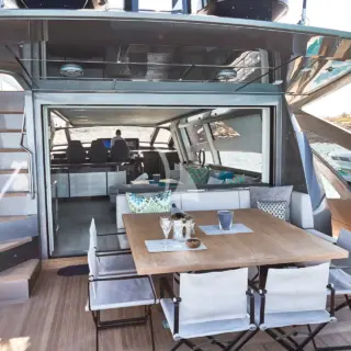 Aft deck - Dining