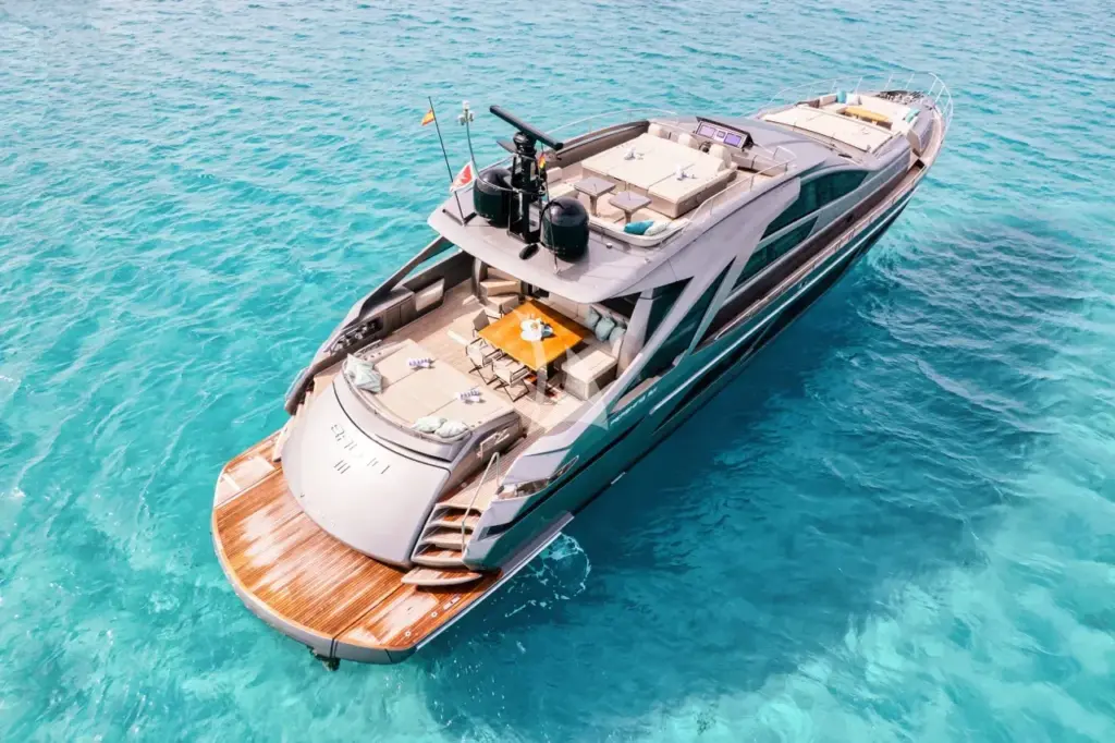 BALOO III - Full Side View