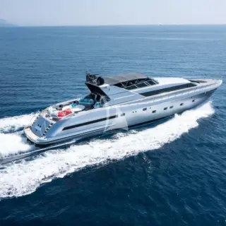M/Y LAUREN V