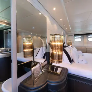 M/Y LAUREN V Master cabin