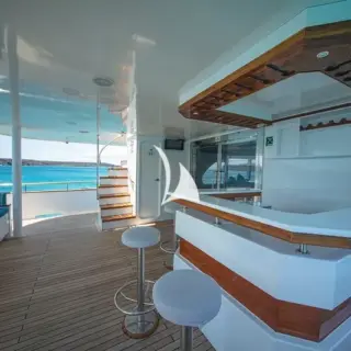 Main deck aft bar
