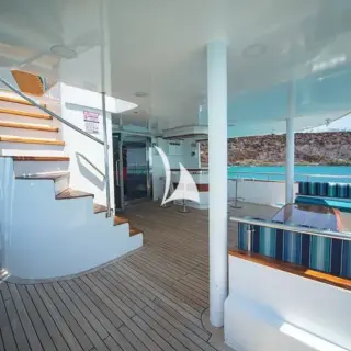 Main deck aft