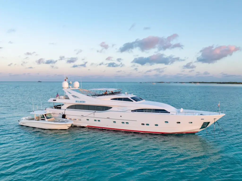 MAMBO - Side Profile