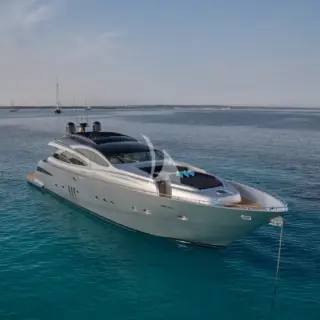 Danzas on anchor