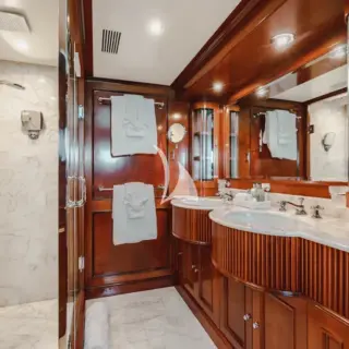 Master Stateroom Ensuite
