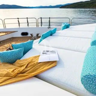 Bow Sunbeds